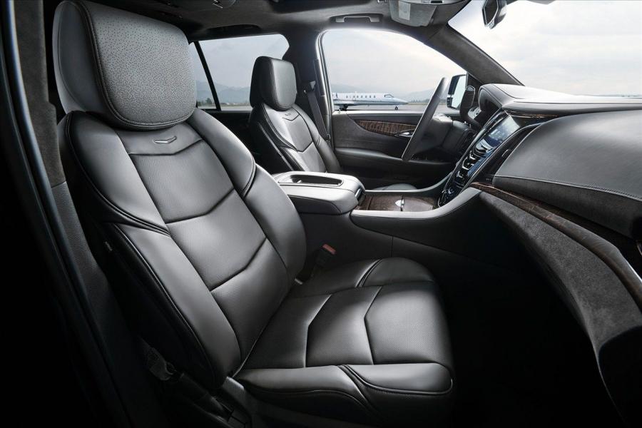  Cadillac Escalade Platinum 2015 года  (фото 5 из 11)